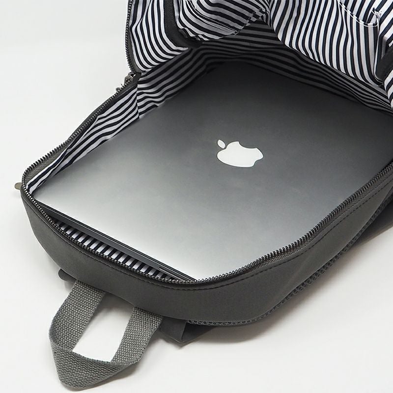 Mac13インチ柔らかネオプレーン大人のしかくリュック