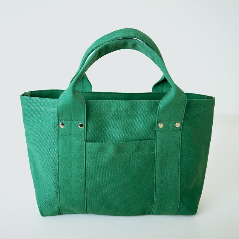 中身が見えない帆布トートバッグふたフラップ