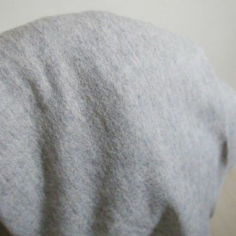 ウール100％大判ストール柔らかライトグレー