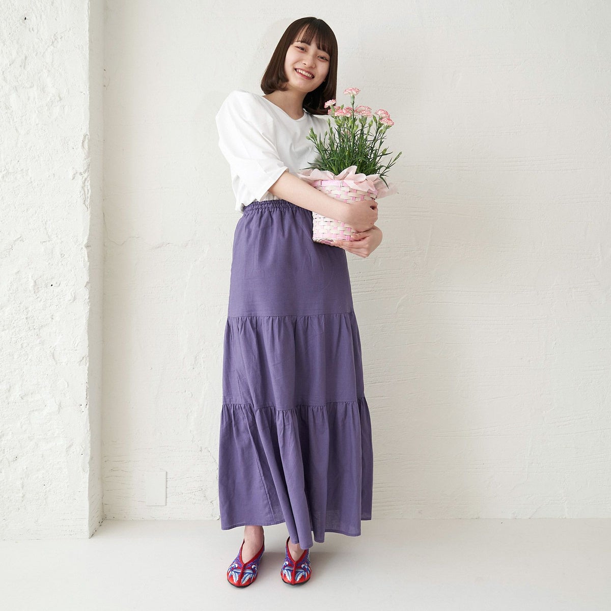 リラックスできるウエストゴム入りロングスカート