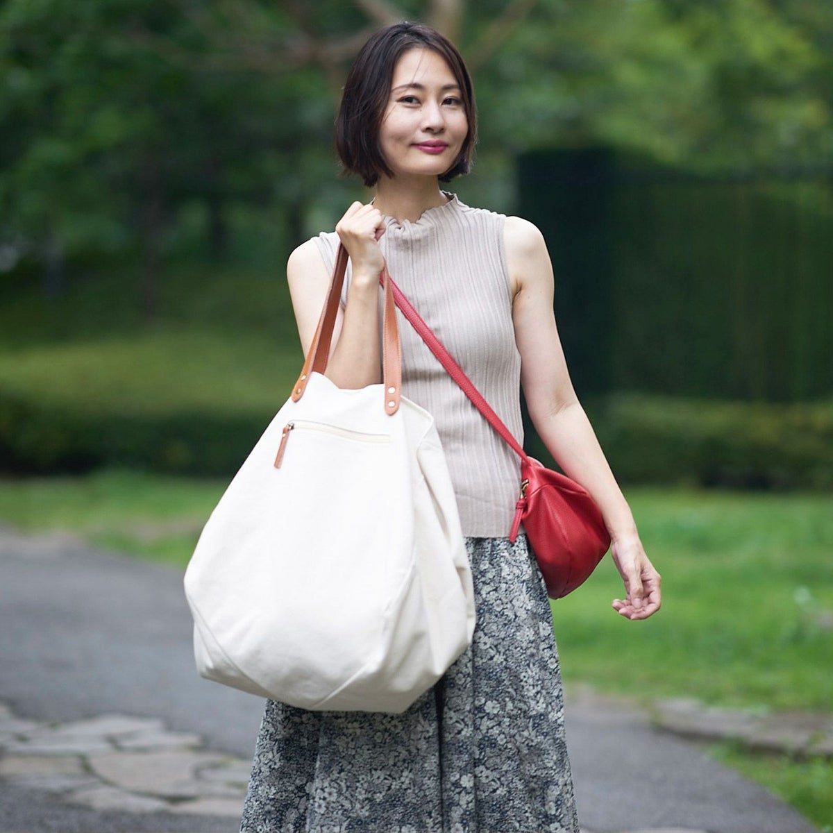 もりのがっこう ころんと丸いポシェット赤レッド ころんとポーチ