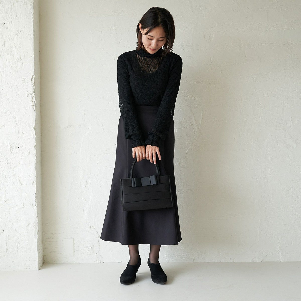 老舗店コラボのフォーマルバッグ大きめA4二つ折り収納