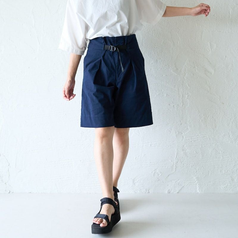 【HERMÈS 】 新品未使用 コットン麻 ショートパンツ 濃紺 40サイズ ウエストベルト付きベイカー ショートパンツ（ネイビー） | もりのがっ