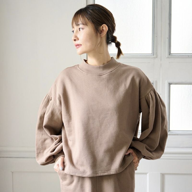 000000000935-06.jpg?size=m&w=