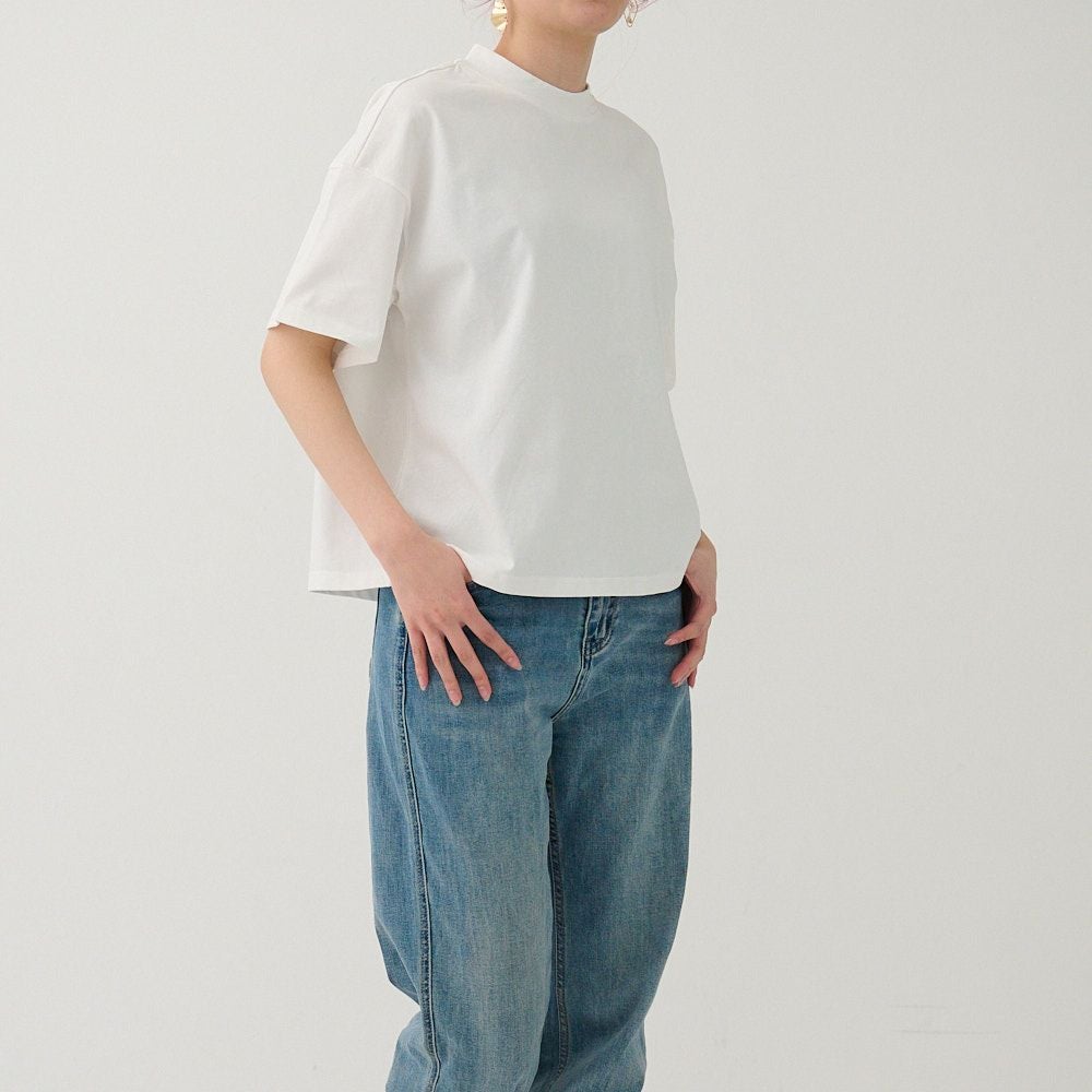 シンプルきれいめモックネックTシャツ(ホワイト) | もりのがっこう公式