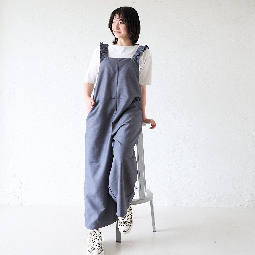 大人可愛いフリルサロペットパンツ(グレー) 小柄さん | もりのがっこう公式