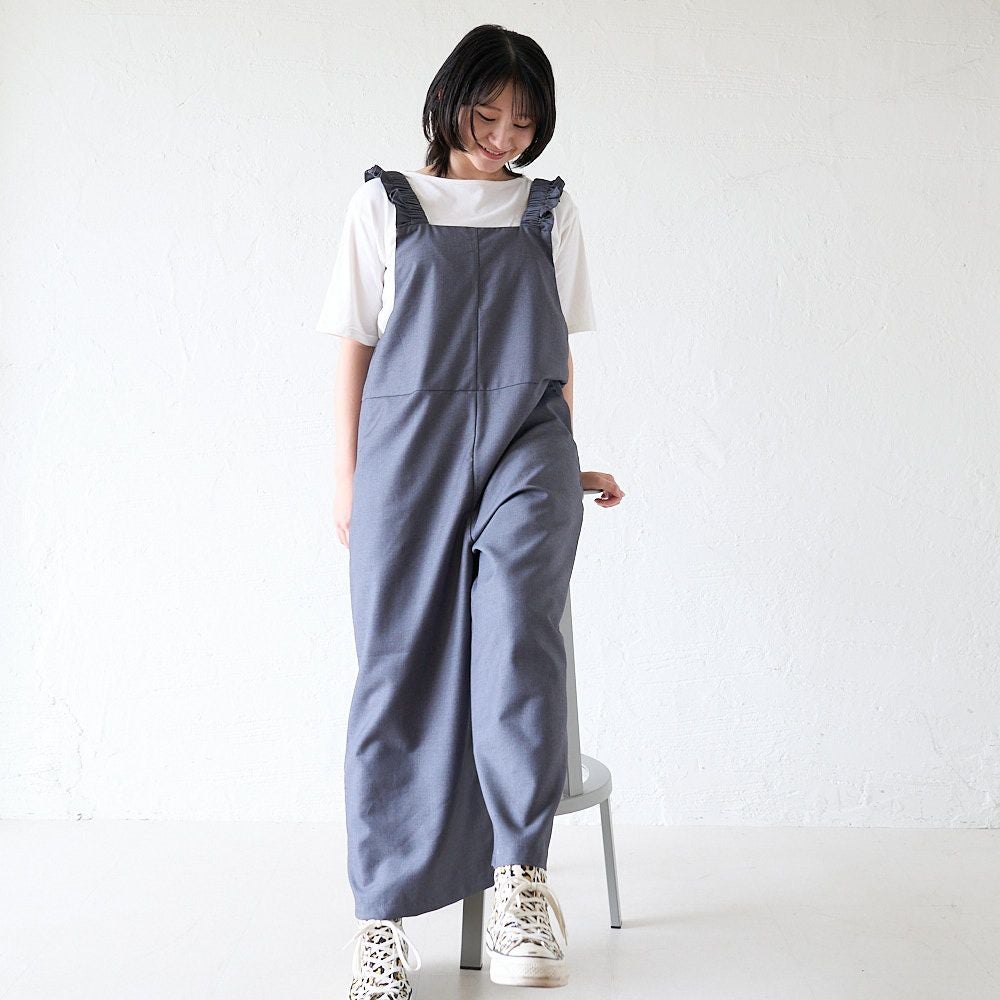大人可愛いフリルサロペットパンツ(グレー) 小柄さん | もりのがっこう公式