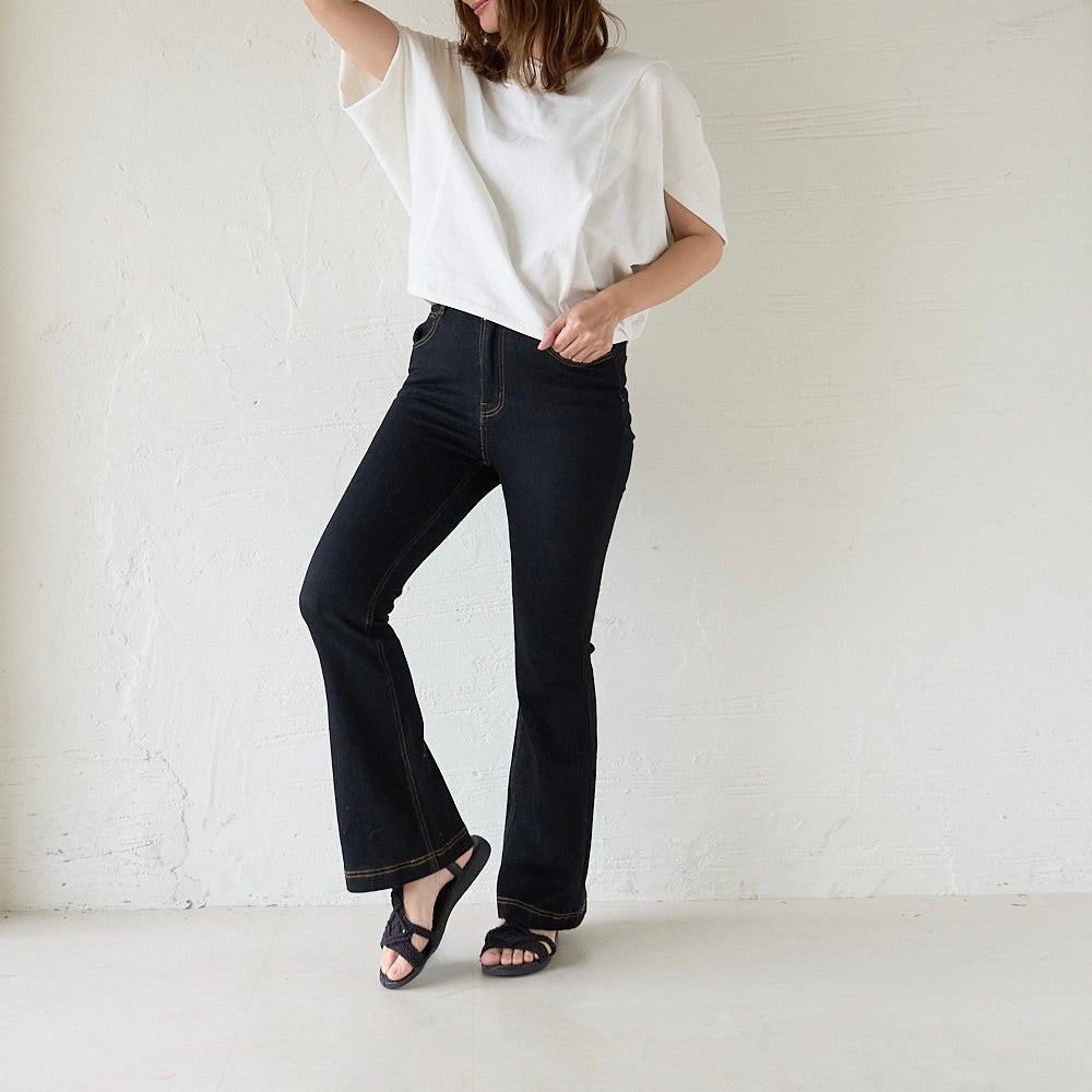 ワイドパンツ（ライトブルー）