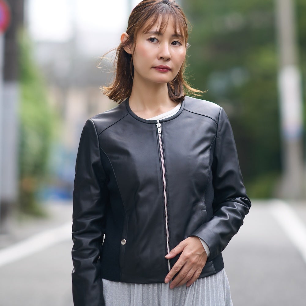 もりのがっこう ラムレザーノーカラージャケット ブラックの着用・ディテール写真