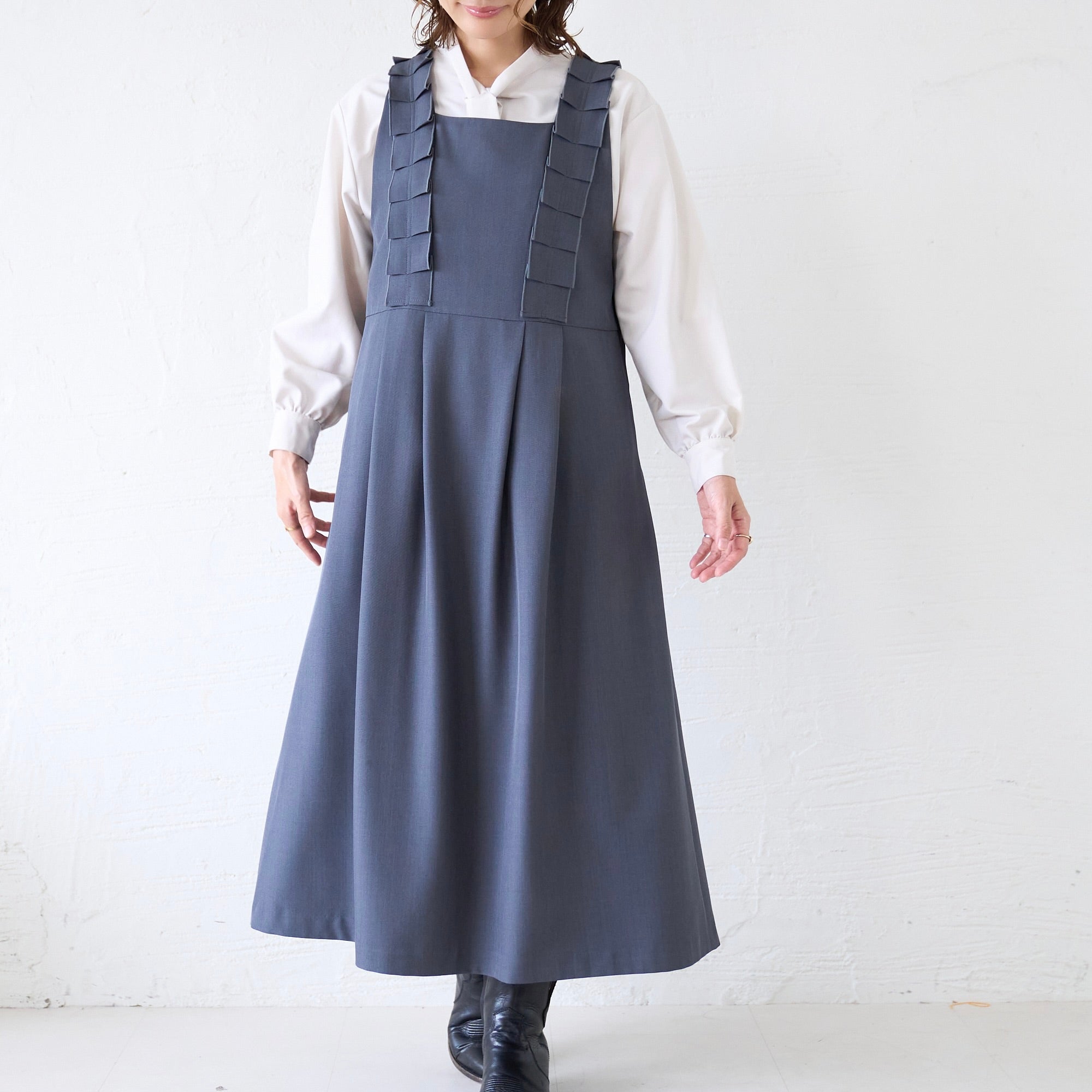 もりのがっこう サロペットワンピース チャコールグレー スカートライン
