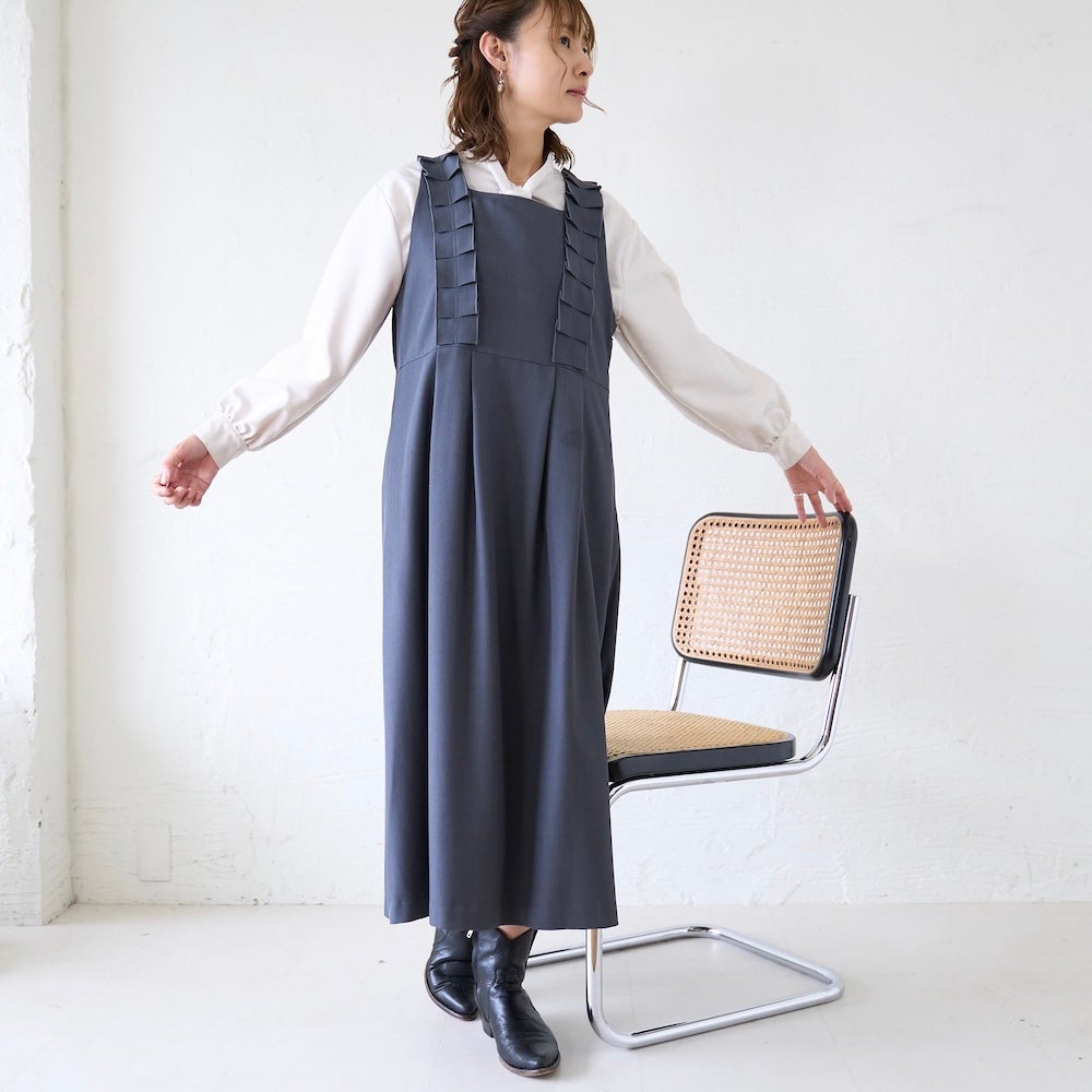 もりのがっこう サロペットワンピース チャコールグレー コーディネート