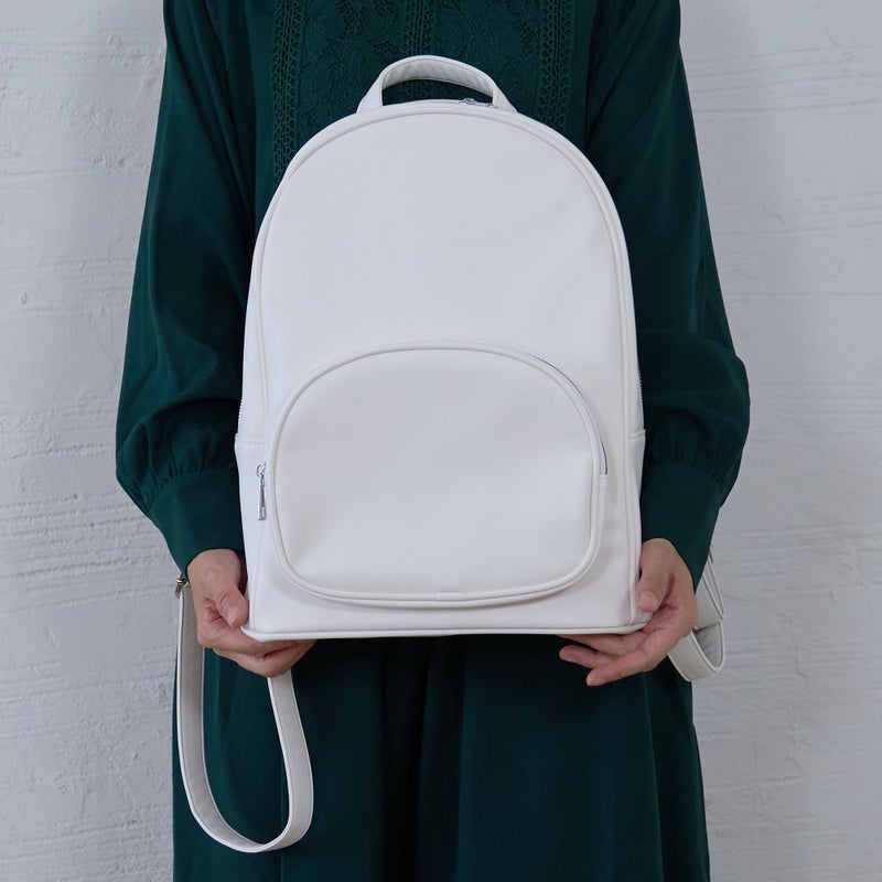 A4が入る軽量トリムリュック ホワイト