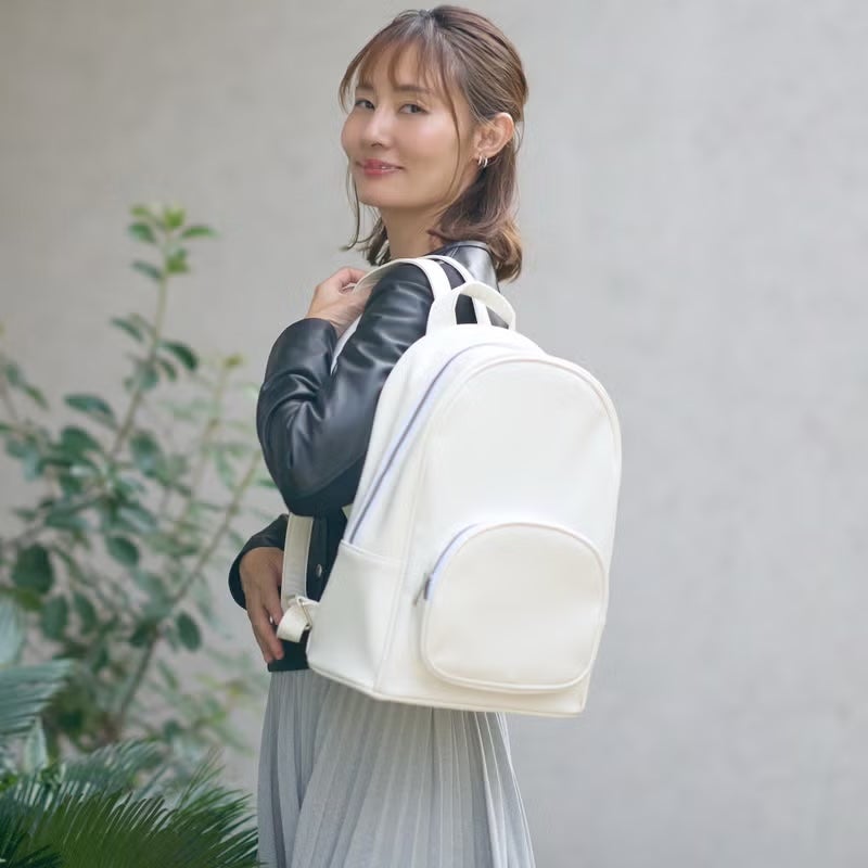 A4ホワイトリュック